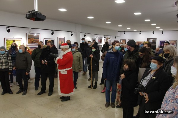 Нашествие на млади таланти в IV-я фотографски салон в Казанлък