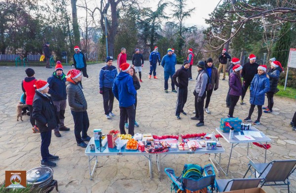 Коледният Run събра 213 лв. за ремонт на Заслона на маркировачите на Саръяр