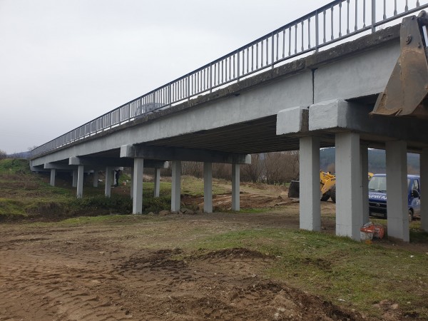 Ремонтираха моста в село Розово