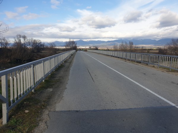 Ремонтираха моста в село Розово