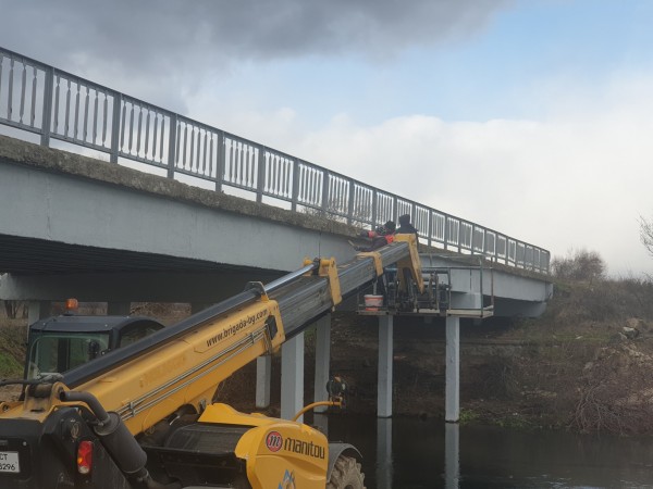 Ремонтираха моста в село Розово