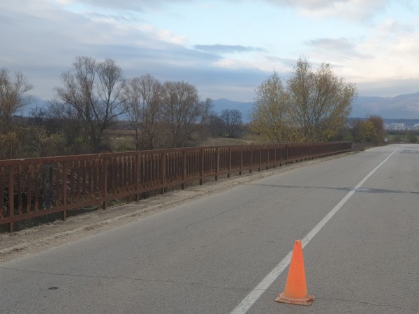 Ремонтираха моста в село Розово