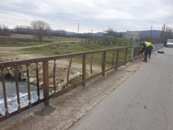 Ремонтираха моста в село Розово