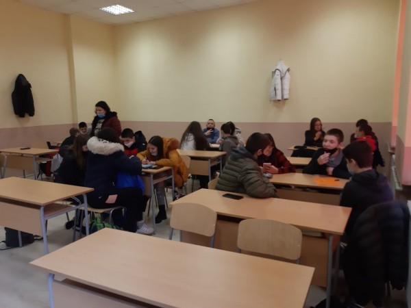 Казанлъшки младежи с кампании в подкрепа на учениците от града 