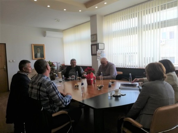 Работна среща на Кмета с представители на операторите на публични услуги в Казанлък