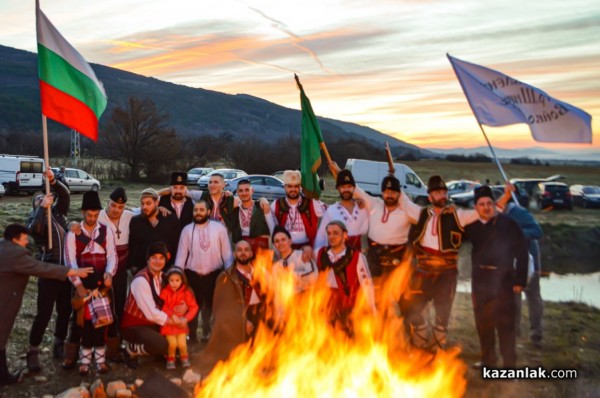 Боян Захариев спаси Богоявленския кръст в Шипка