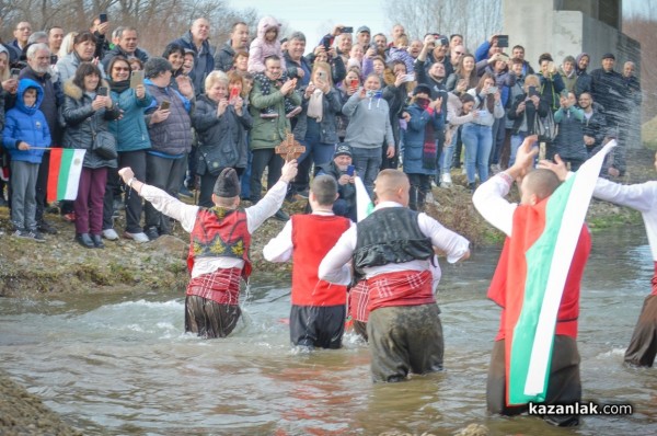 Станислав Димитров спаси кръста в Бузовград