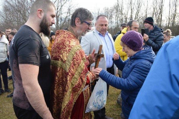 За пореден път Давид Жеков спаси кръста в Павел баня 