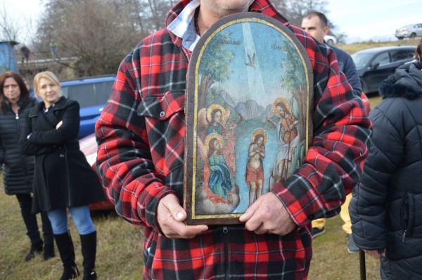 За пореден път Давид Жеков спаси кръста в Павел баня 