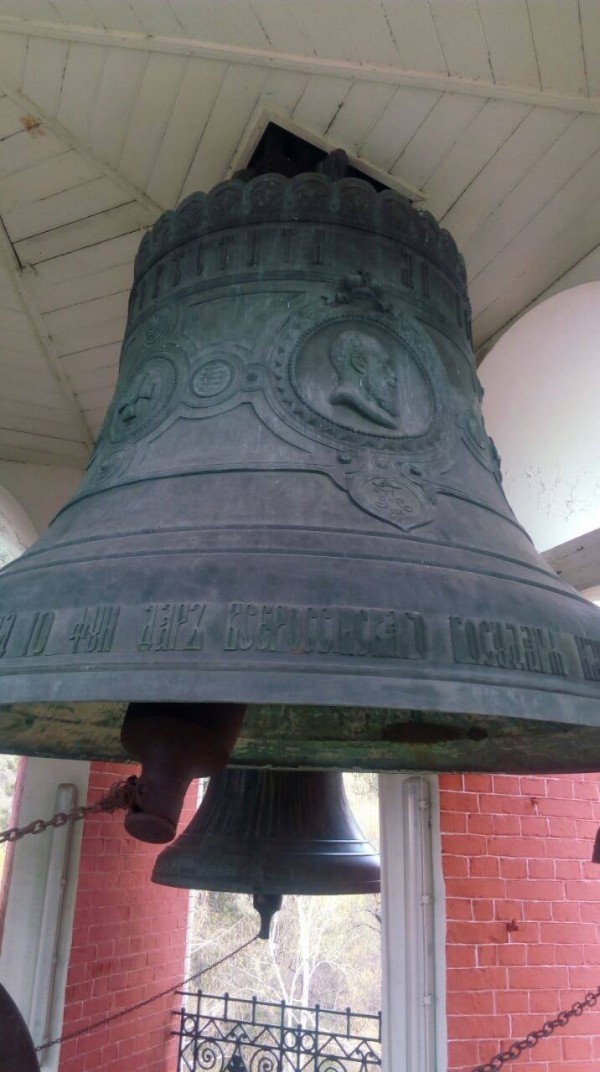 144 години Шипка е признателна и свежда глава 