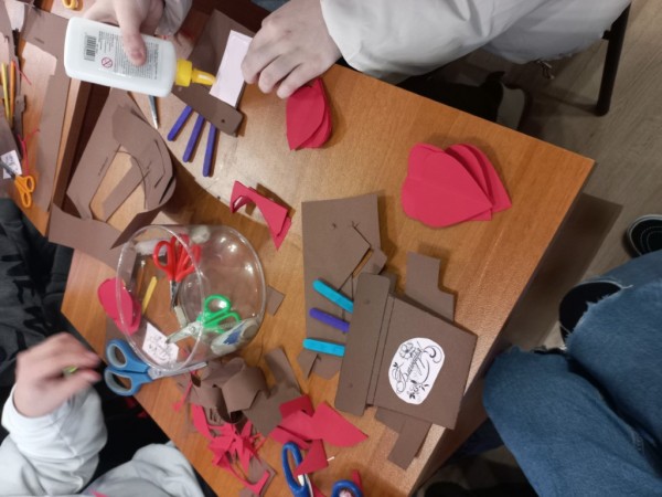 Библиотеката отбеляза международния ден на думата “Благодаря“ с арт работилница 