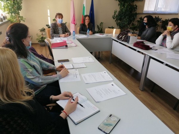 Община Казанлък започва работа по проект „Социално-икономическа интеграция и подобрен достъп до образование в община Казанлък“