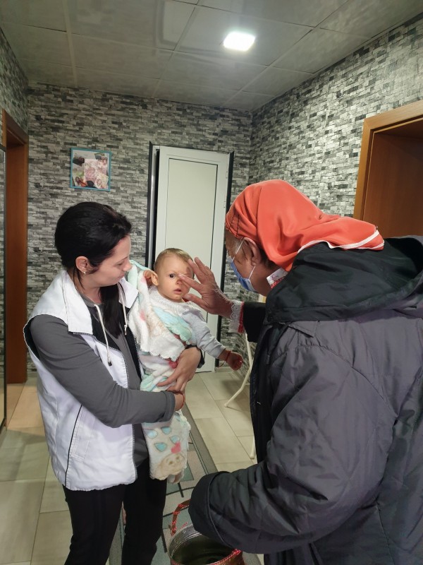 В Розово спазиха традицията за празника 