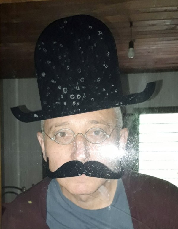 Изложбата „Мъжки времена“ на музей „Етър“ гостува в Казанлък