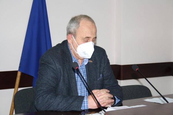 Вечерният час на заведенията остава