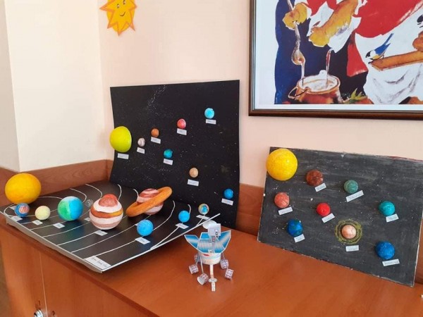 Четвъртокласници от ОУ „Георги Кирков“ създадоха проекти на Слънчевата система