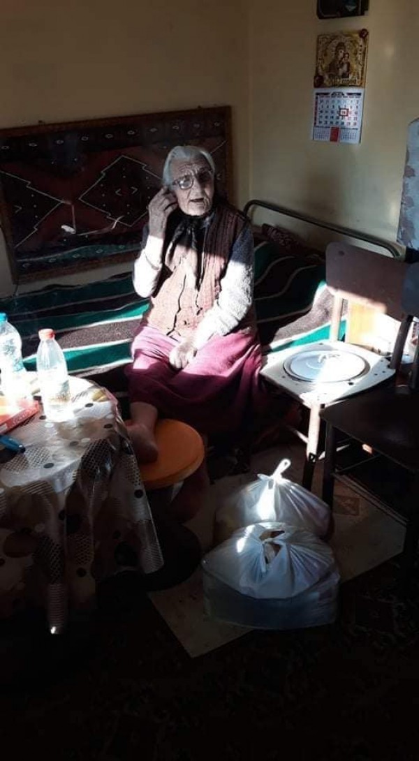 Сдружение “Бъдеще за децата“ раздаде 50 хранителни пакети на нуждаещите се 