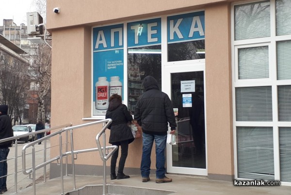 Осъвременяването на сградата на Поликлиниката продължава