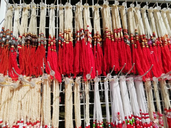 Първите мартеници вече са изложени на площад “Севтополис“