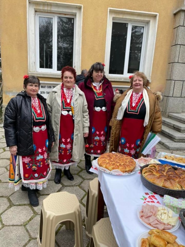 Селата в Казанлъшко почетоха Св.Трифон Зарезан