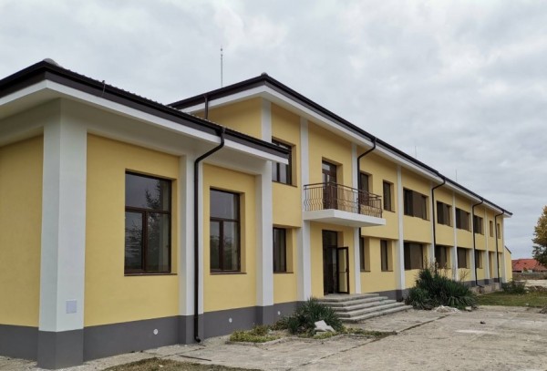 Община Казанлък спечели финансиране за трети етап на изграждане на Детската академия за таланти в с. Розово 