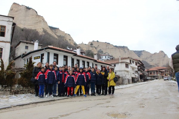 Розите, набор 2009, спечелиха третото място в турнира в Сандански