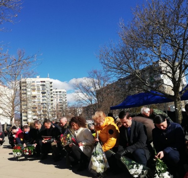 Казанлък се поклони пред саможертвата на Апостола на свободата