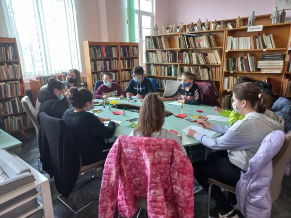 Шестокласници участваха в дискусия по повод Световния ден против тормоза в училище