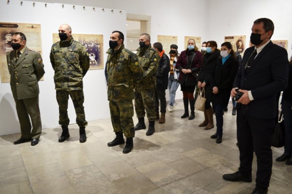 Откриха дългоочакваната изложба “От оръжието към плуга“ 