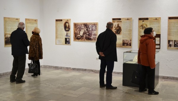 Откриха дългоочакваната изложба “От оръжието към плуга“ 