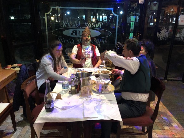 Петьо Минев и Мариян Станоев са най-добрите майстори на домашно вино, реколта 2021 г.