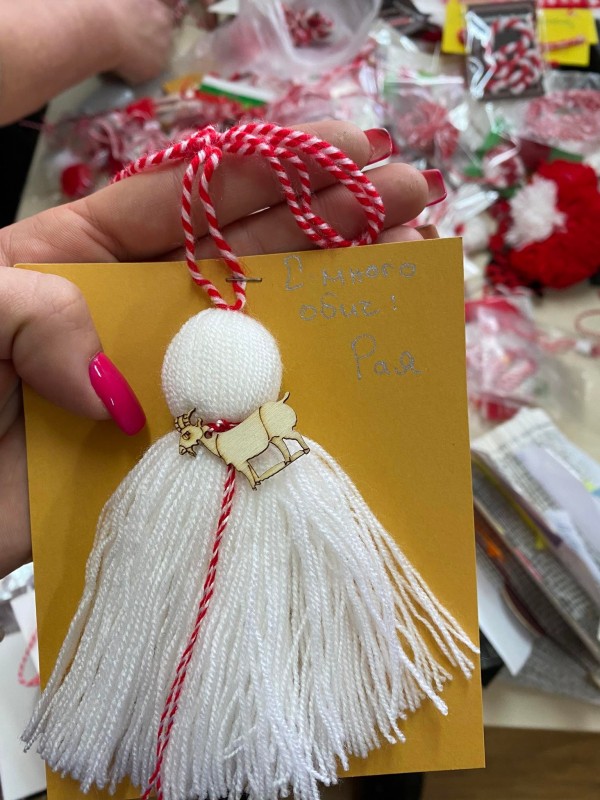 Децата от казанлъшката ДГ “Еделвайс“ изработиха над 500 мартенички за празника 