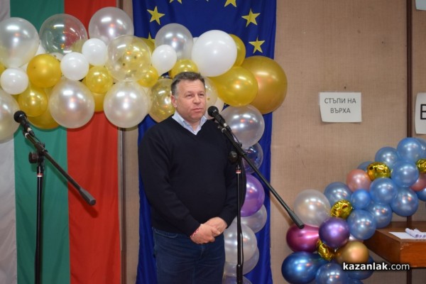 Избраха участниците в първото училищно риалити на ПГЛПТ “Стъпи на върха“