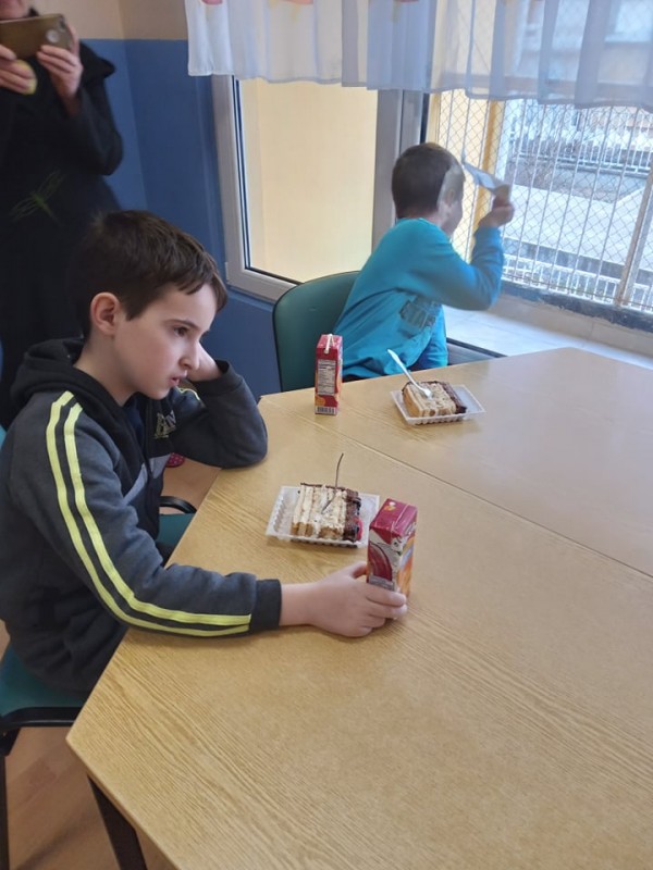 Вкусна изненада пристигна в “Работилницата за мечти“