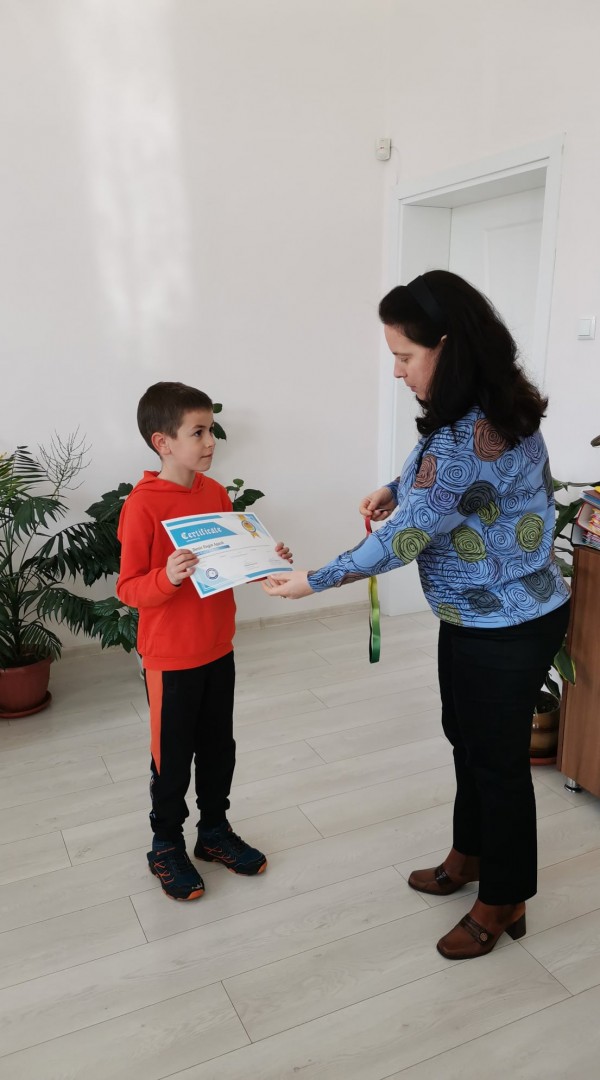 7 медала донесе на ОУ “Св. Паисий Хилендарски“ зимният кръг на Математика без граници