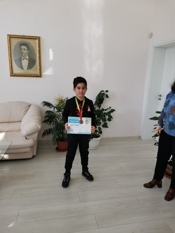 7 медала донесе на ОУ “Св. Паисий Хилендарски“ зимният кръг на Математика без граници