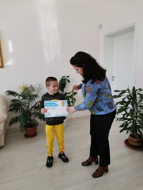 7 медала донесе на ОУ “Св. Паисий Хилендарски“ зимният кръг на Математика без граници