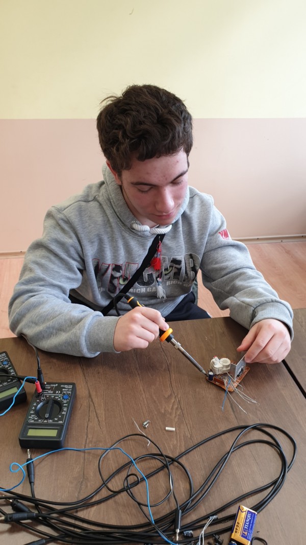 Специалност “Компютърна техника и технологии“ дава старт на Месеца на професиите в Механото