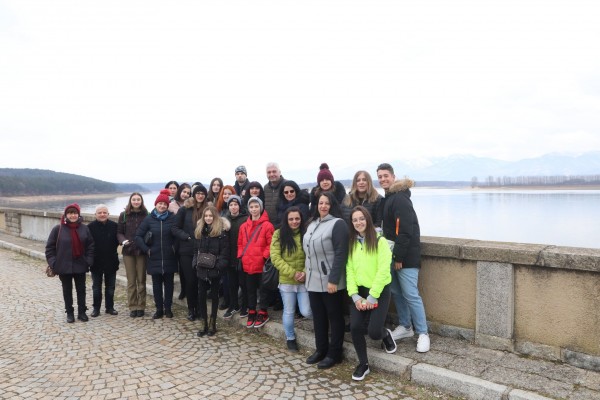 Училища от Варна гостуваха на ПГЛПТ