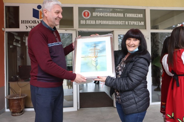 Училища от Варна гостуваха на ПГЛПТ