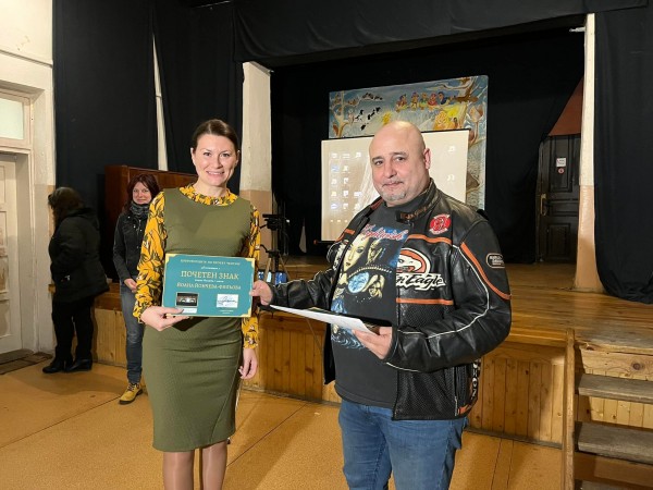 “Юнайтед Авангард Артист“ заснеха 19 хумористични скеча