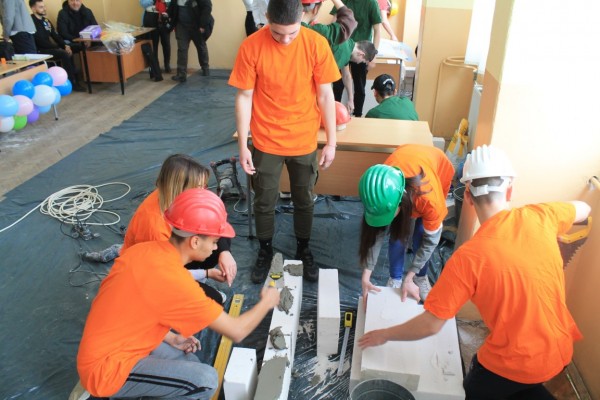 Месецът на професиите в Механото продължава със специалност „Строителство и архитектура“