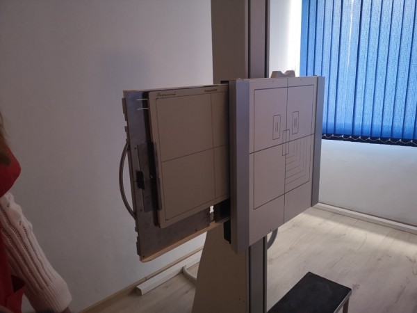 Закупените от Общината ново поколение апаратура за рентгенови снимки и нов ехограф вече са в  ДКЦ Поликлиника Казанлък