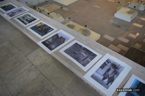 Над 2000 лв. събраха младите художници за Маги