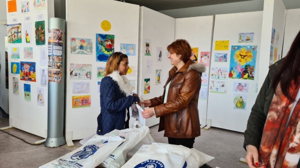 Наградиха победителите в конкурса “Смехът е здраве” 