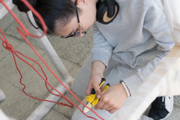 Арт инсталация “Нашенците“ наредиха ученици от Художествената гимназия 