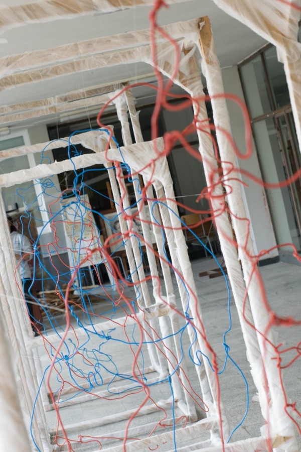 Арт инсталация “Нашенците“ наредиха ученици от Художествената гимназия 