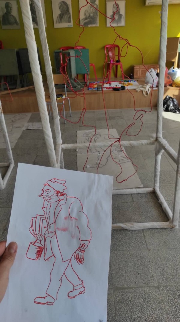 Арт инсталация “Нашенците“ наредиха ученици от Художествената гимназия 