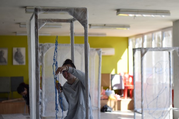 Арт инсталация “Нашенците“ наредиха ученици от Художествената гимназия 