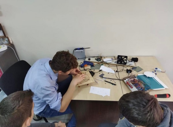 ИКТ Център лицензира още професии с осигурен стаж в чужбина